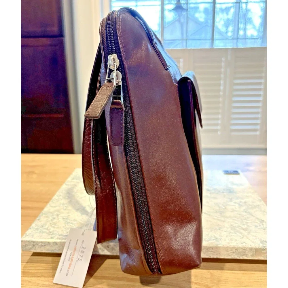 latico sleek leather
